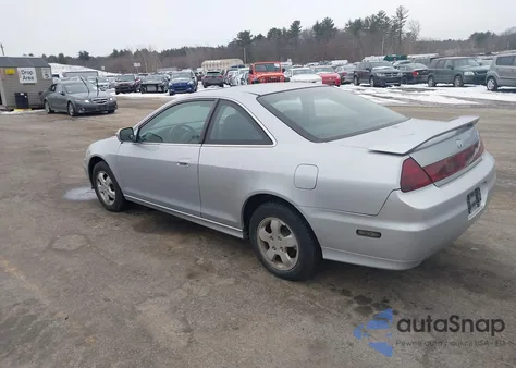 2001 Honda Accord 2.3 Ex из США, поврежденный, VIN 1HGCG32771A032140